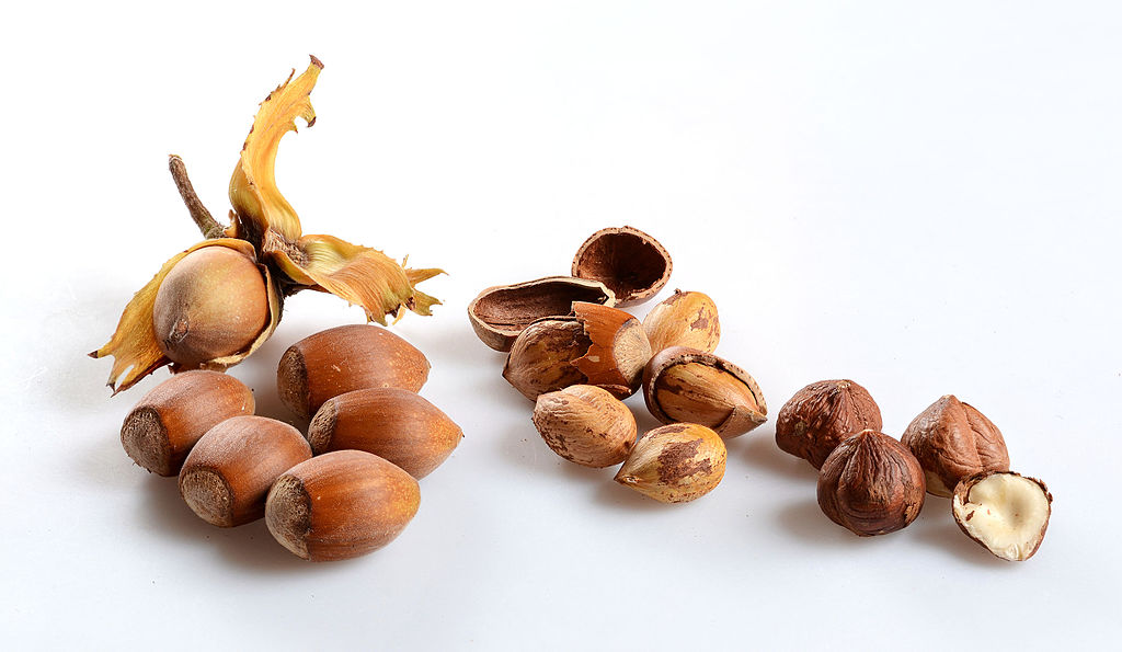 HAZEL NUTS 70G