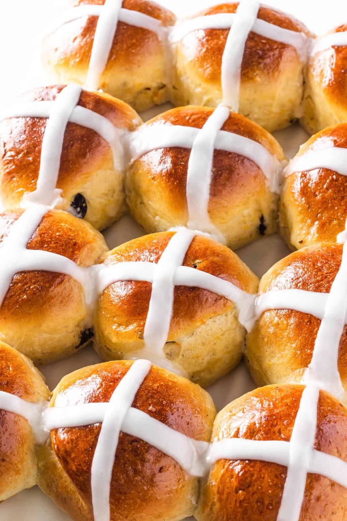 LINDA'S-HOT CROSS BUNS (6PK)