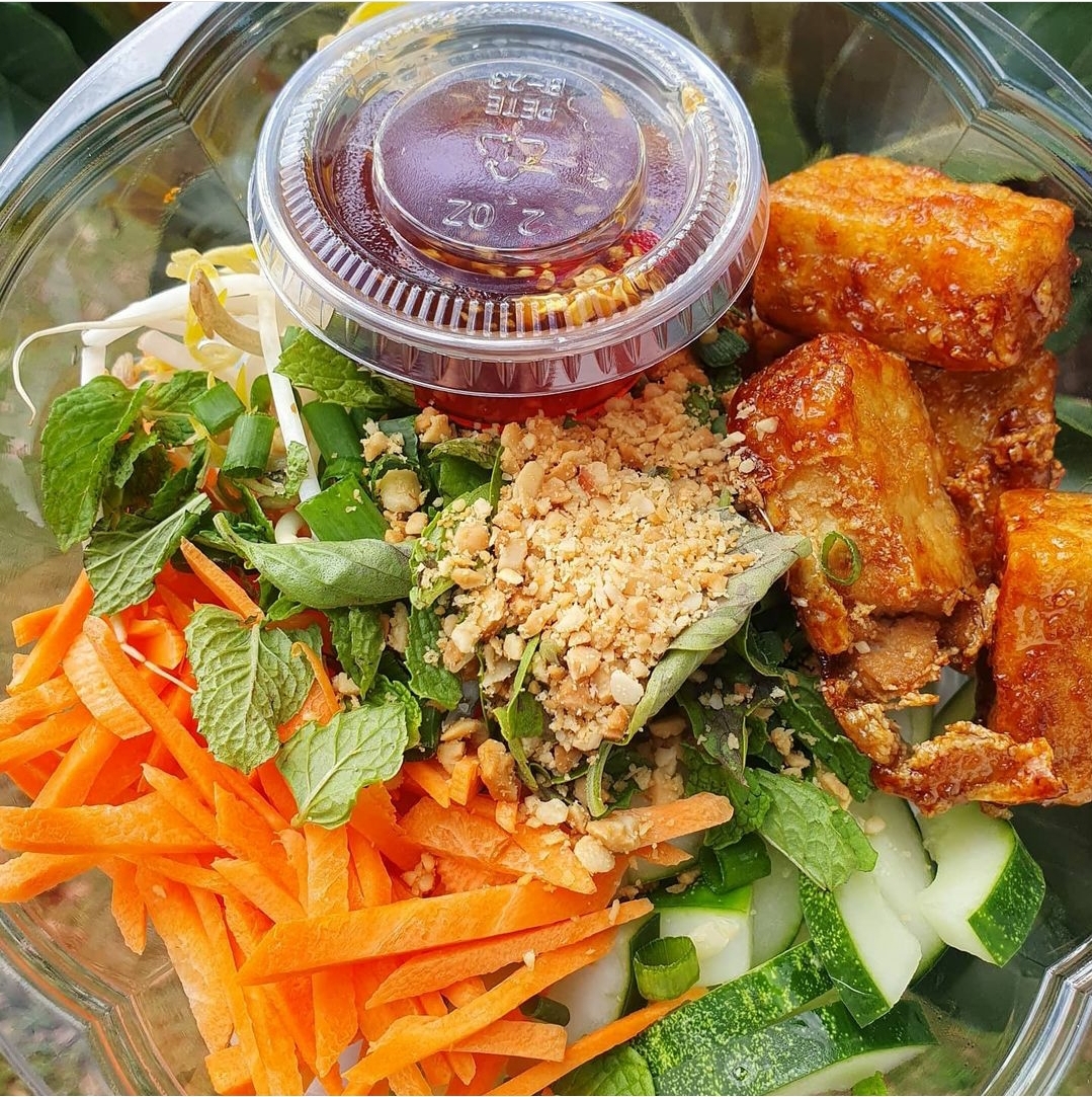 BUN CHAY VIETNAMESE NOODLE SALAD- VAN'S VEGAN