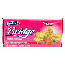 COLOMBINA BRIDGE STRAWBERRY WAFER 30G
